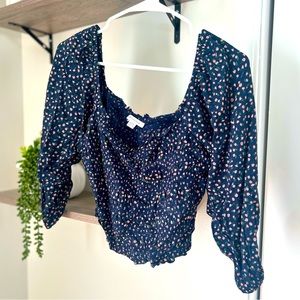 🌸 American Eagle cropped floral blouse 🌸